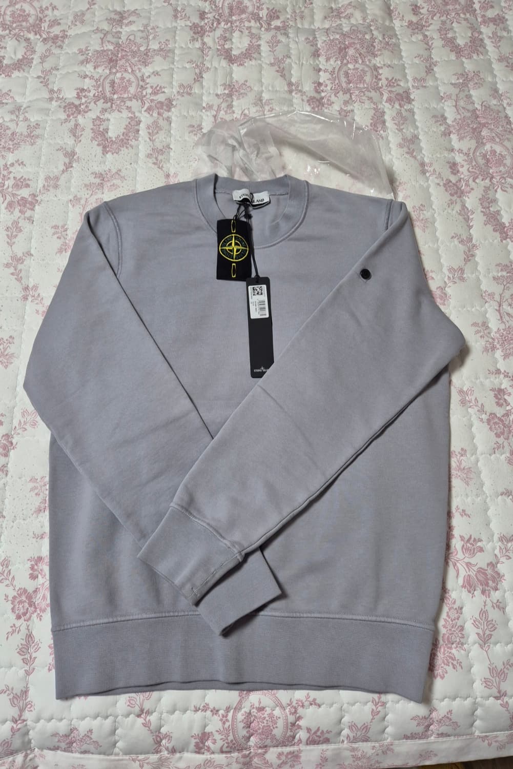 새상품 24SS스톤아일랜드 맨투맨 90-S 상품이미지1