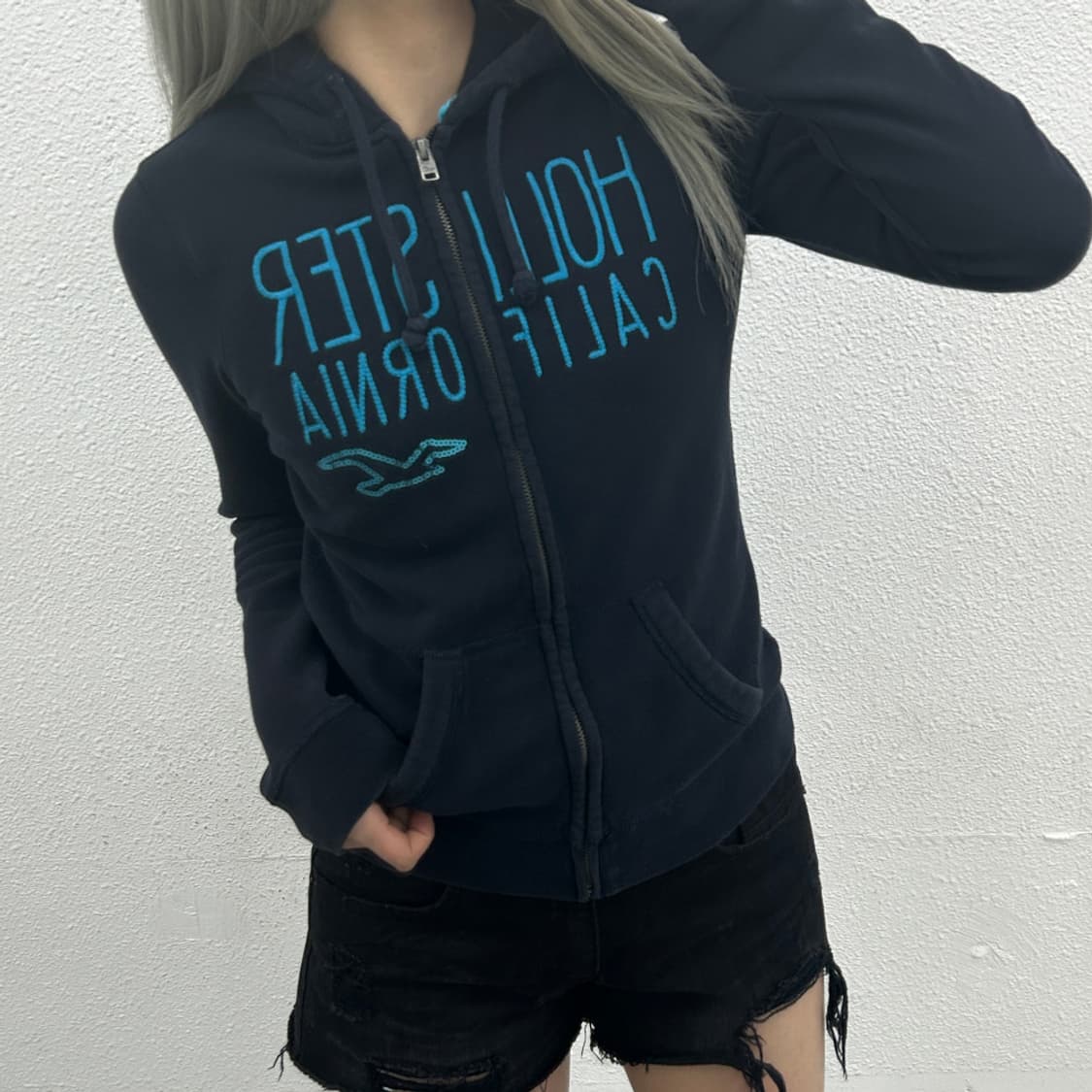 홀리스터 베이비블루 센터로고 스팽글 네이비 후드집업 S 상품이미지1