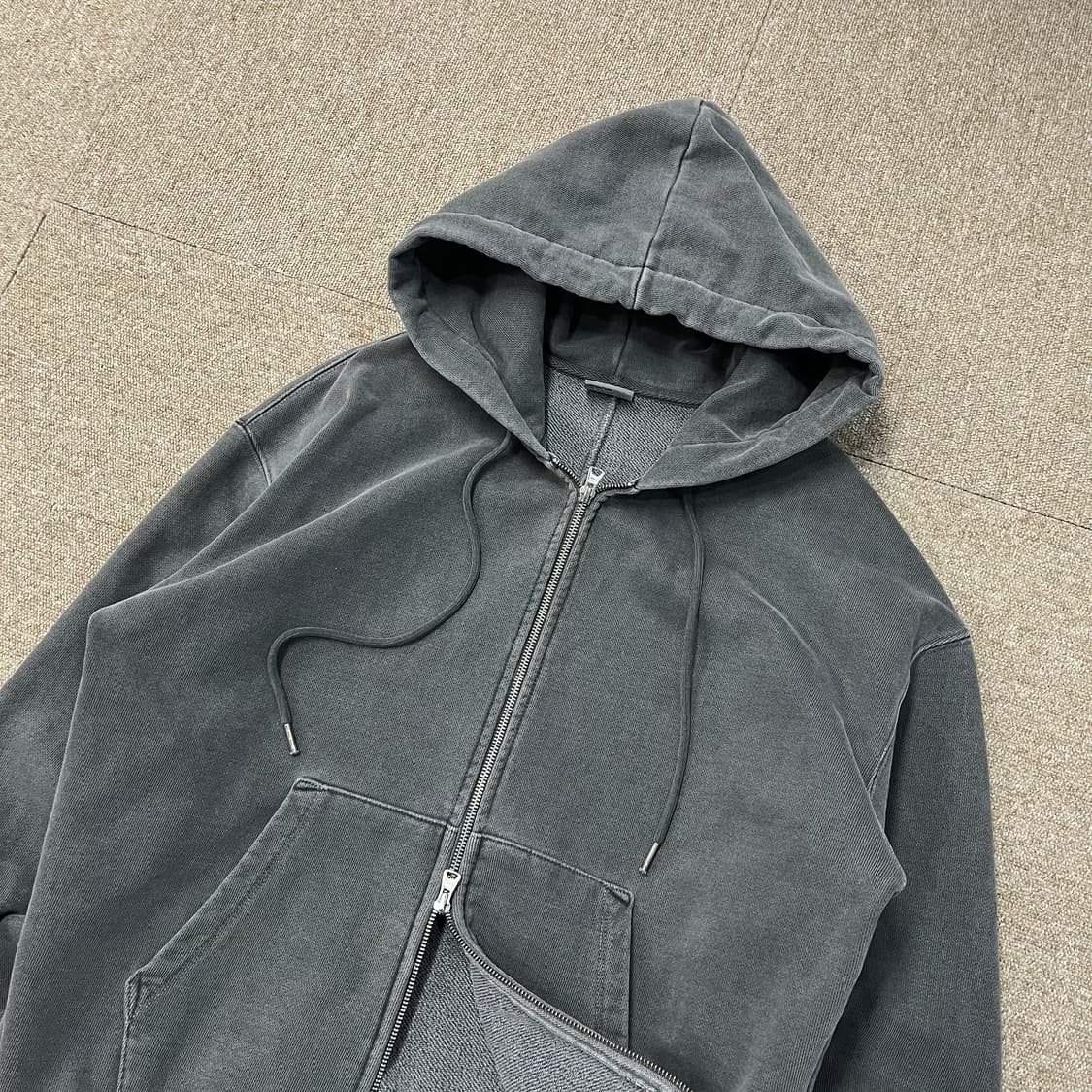 소버먼트 투웨이 헤비 피그먼트 후드집업 상품이미지3