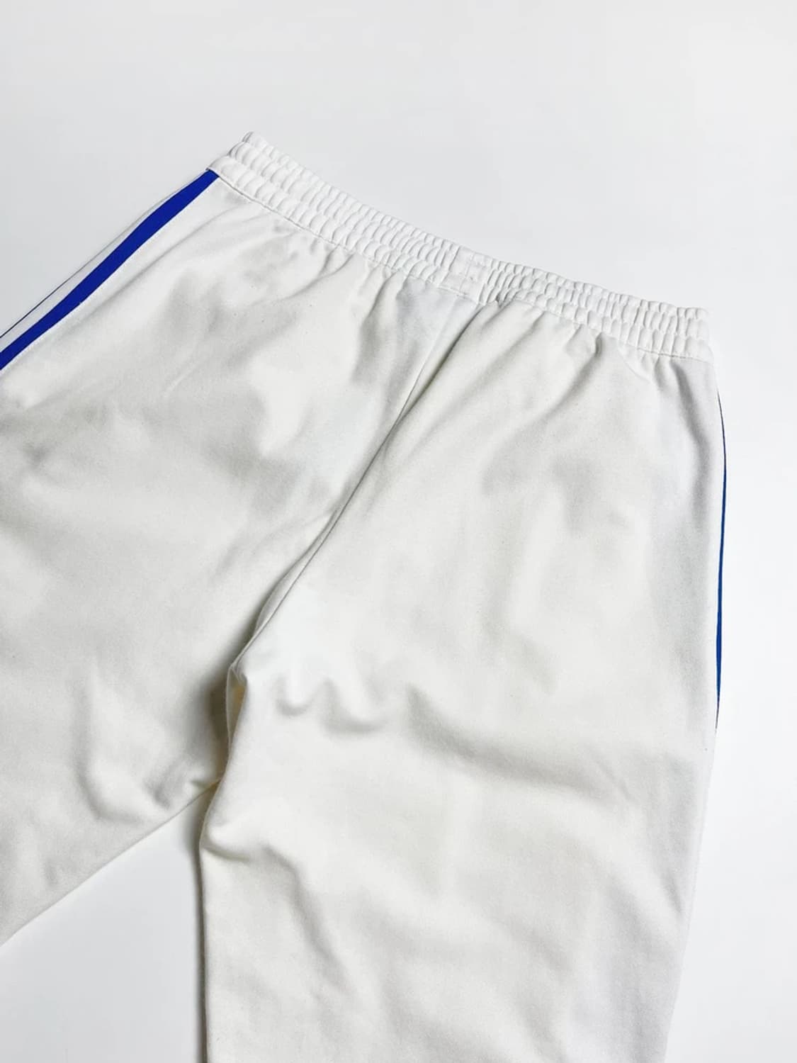 아디다스 화이트 블루 삼선 트랙 팬츠 PN4018 상품이미지4