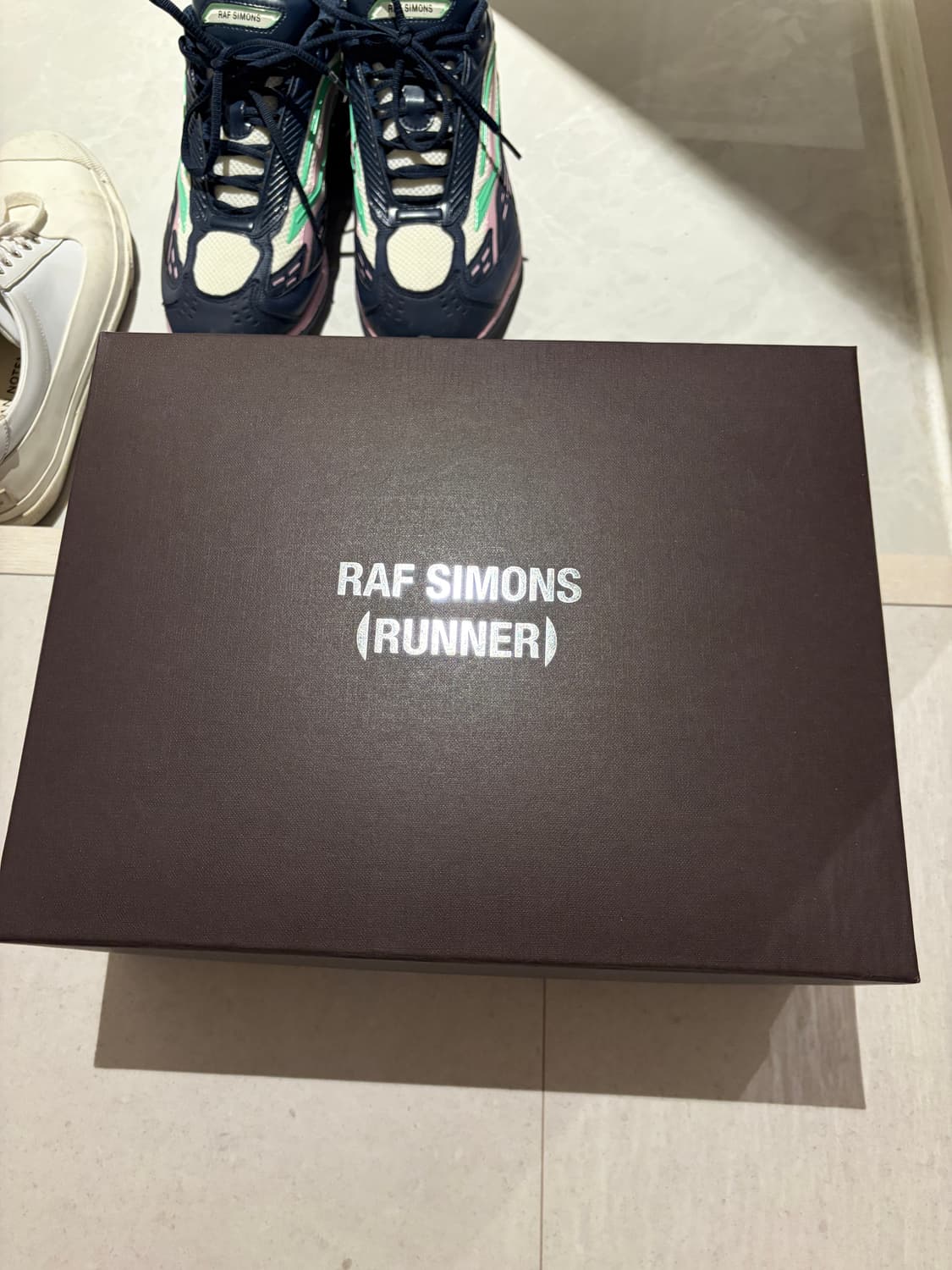 라프 시몬스 ultraceptre 상품이미지8