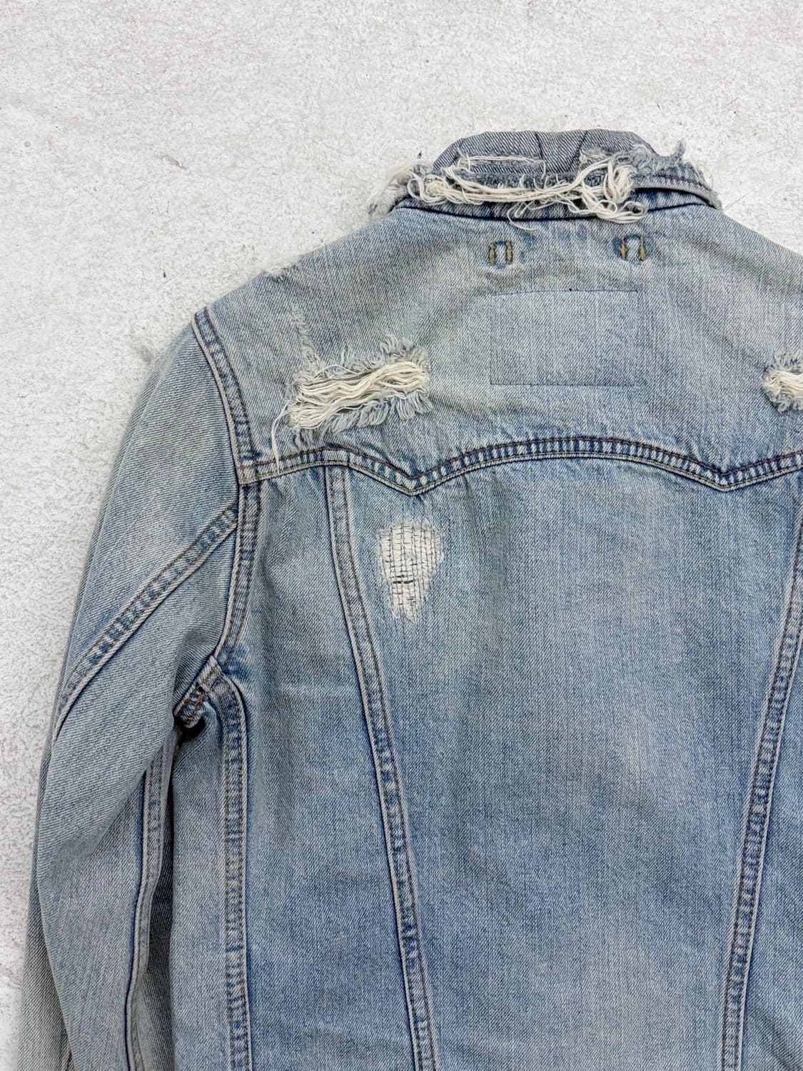 GOA 디스트레스드 데님 자켓 상품이미지7