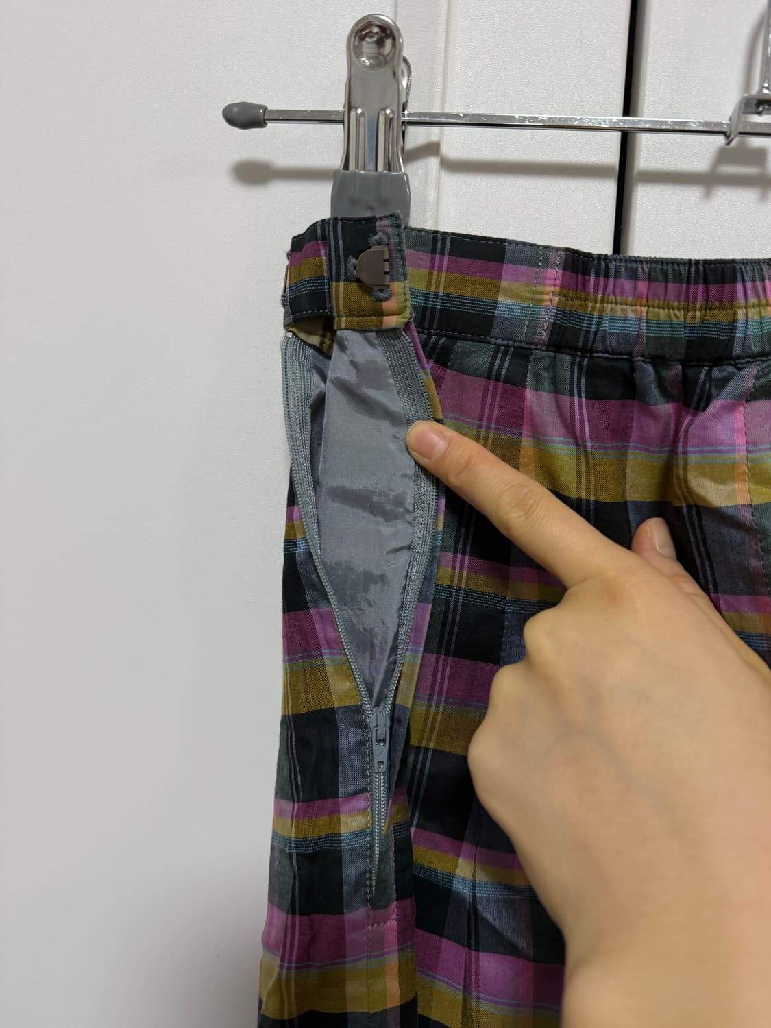 [버버리] 체크패턴 롱스커트 상품이미지2