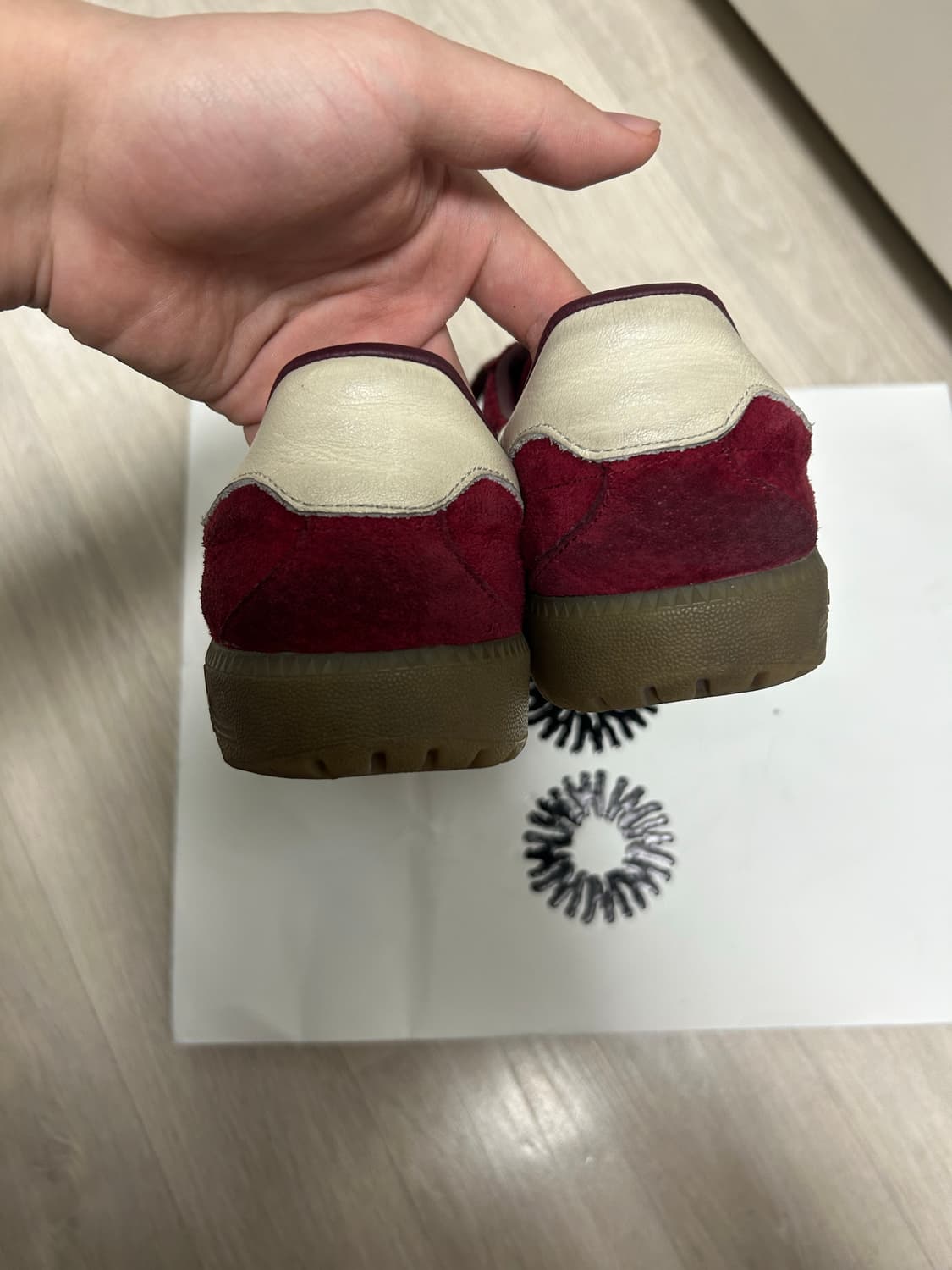 아디다스 버뮤다 컬리지 버건디 275 상품이미지6