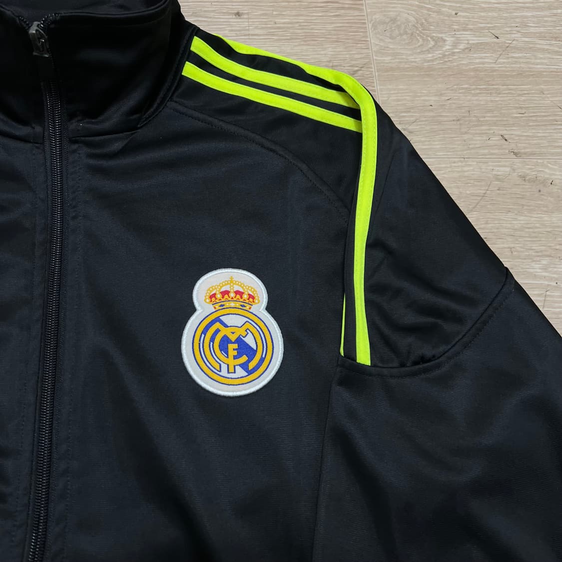 아디다스 레알마드리드 사이드라인 져지 트랙탑 자켓 [블랙] XL/105 상품이미지4