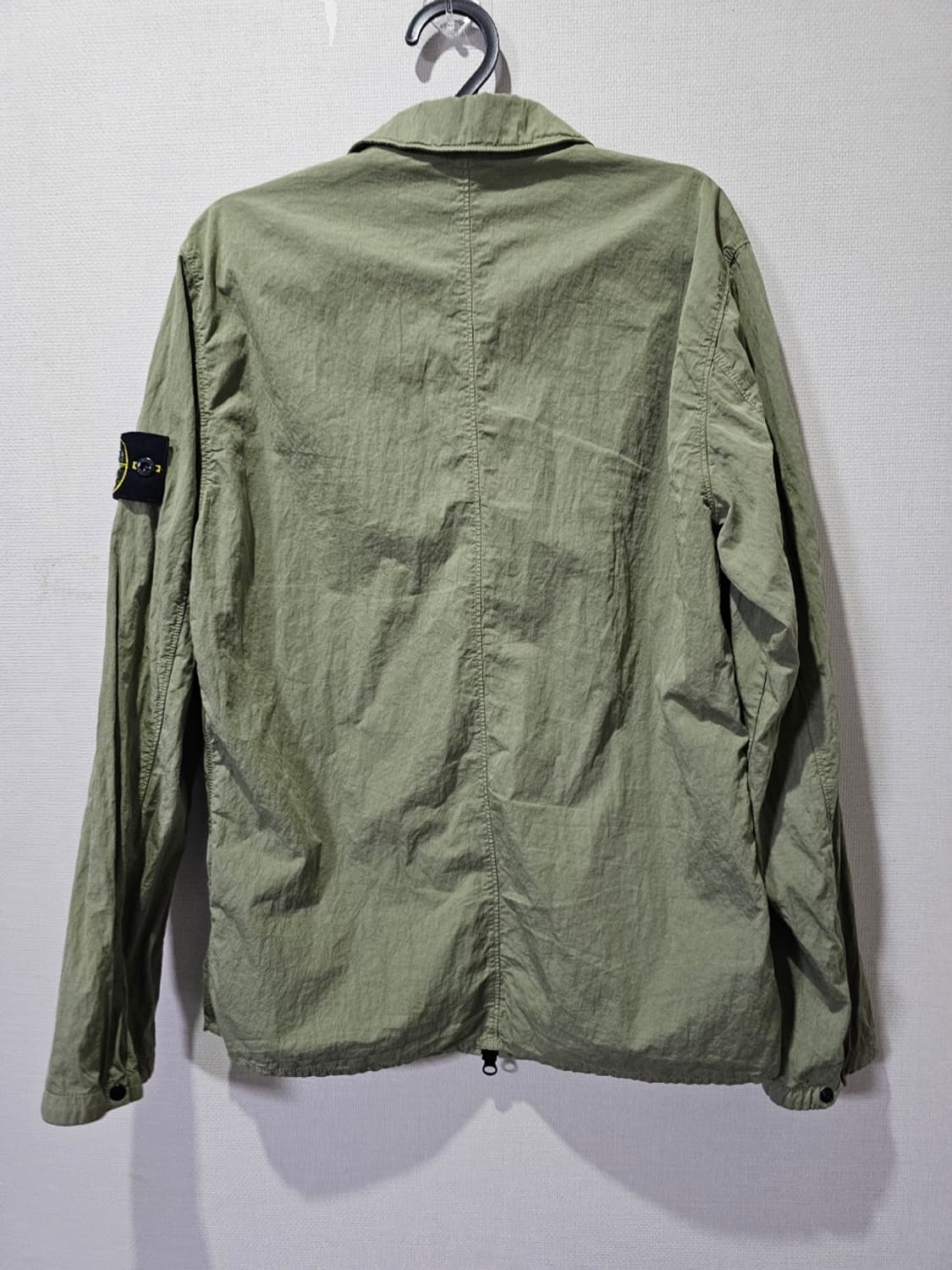 정품 스톤아일랜드 올리브 카키 오버셔츠 90 / S 상품이미지4