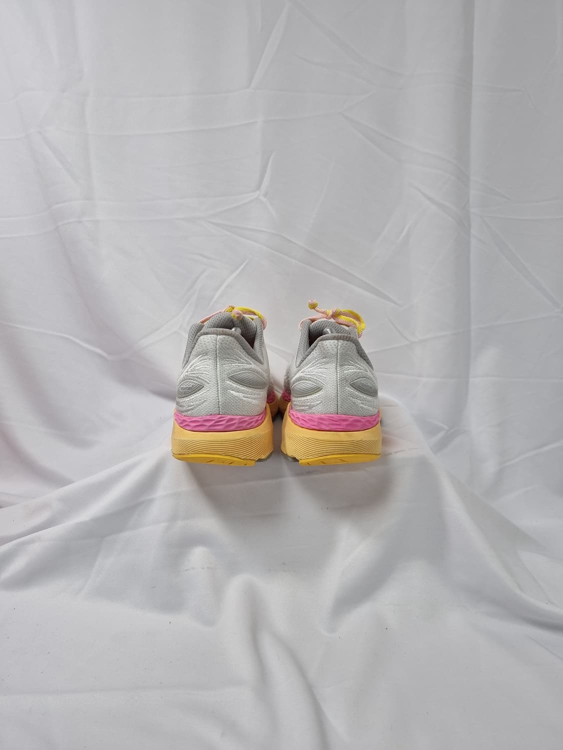 245 뉴발란스 프레쉬폼 x 860 v12 스니커즈 러닝화 상품이미지3