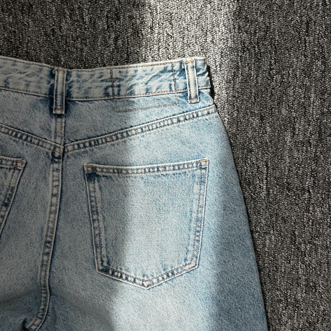 자라 연청 데미지 데님 팬츠 상품이미지3