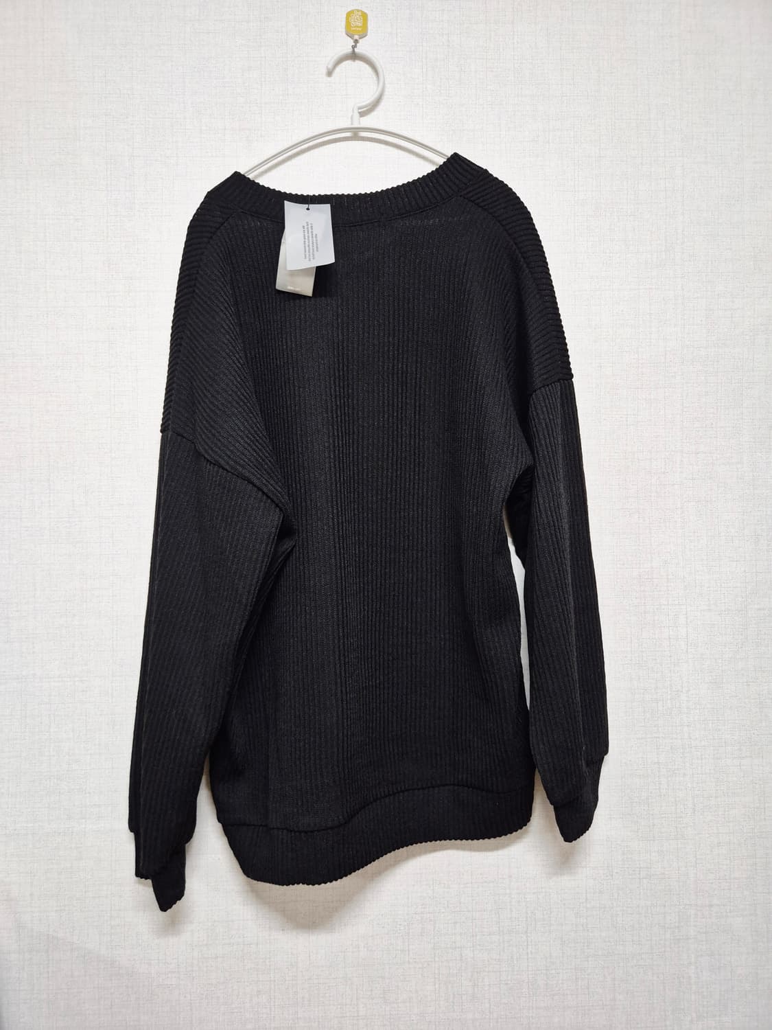 블랙 브이넥 니트 스웨터 상품이미지2