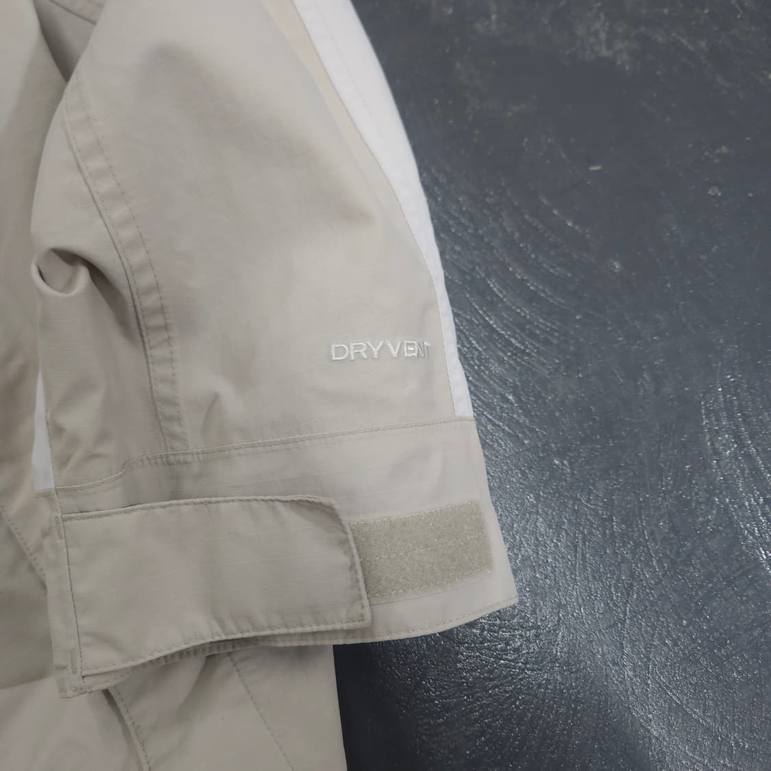 노스페이스 드라이벤트 배색 테크웨어 마운틴 자켓 (XL) 상품이미지3