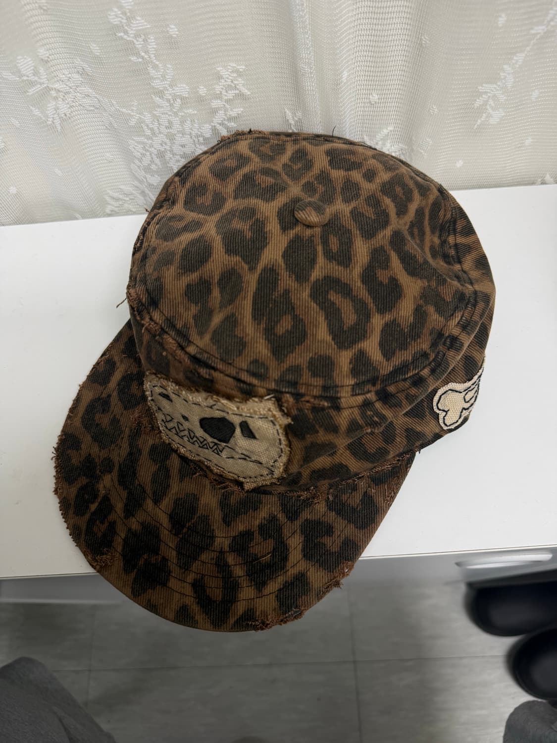 VINTAGE 레오파드 디스트로이드 자수패치 커스텀 필박스 캡 상품이미지5
