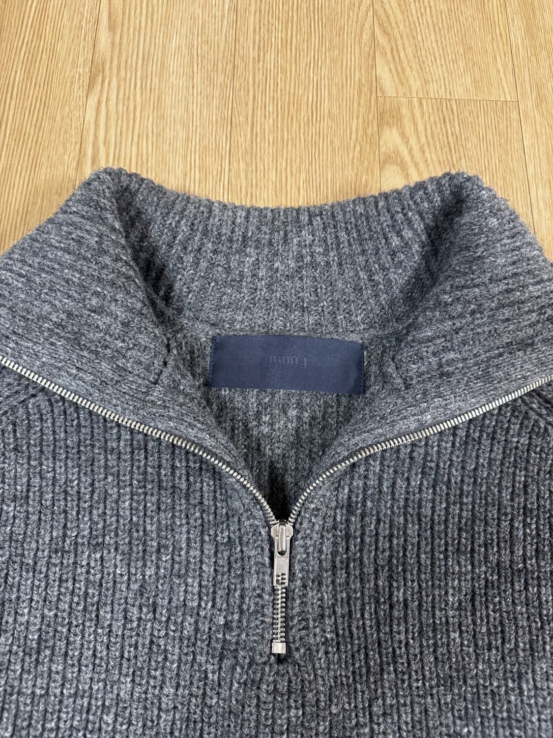 23SS 준지 반집업 하찌 니트 애쉬 L JC3951P414 상품이미지2