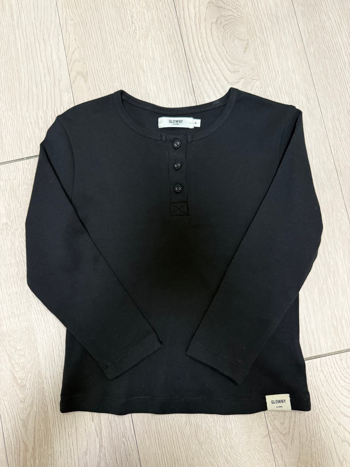 글로니 3/4 button fly tee 블랙 s 상품이미지2