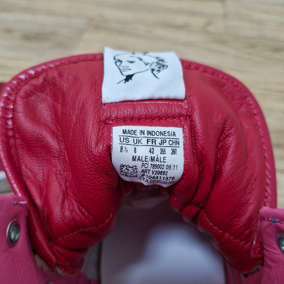 [265] 아디다스 x 제레미스캇 1.0 날개 2NE1 콜라보 스니커즈 상품이미지6