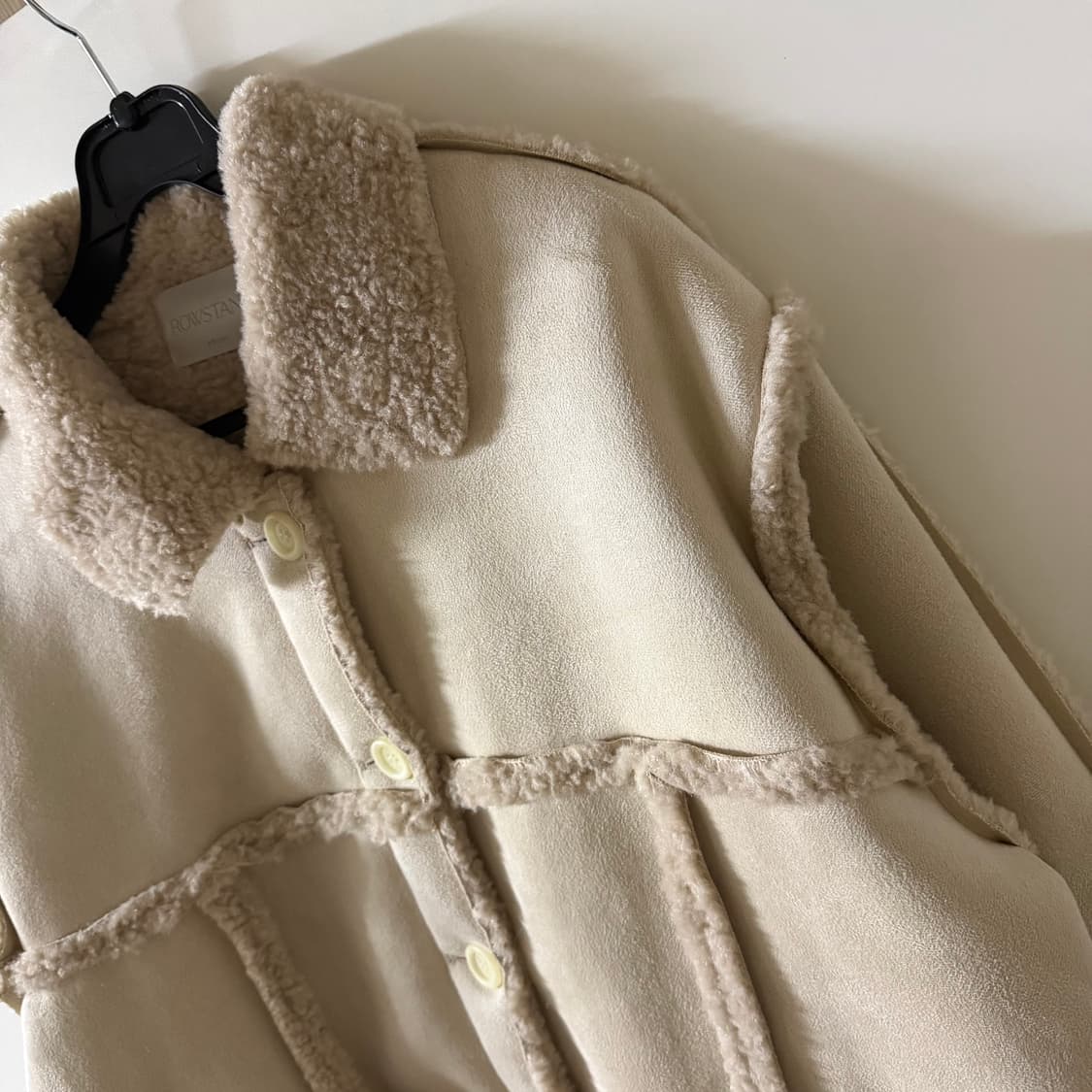 새상품 여자 무스탕 미디자켓 상품이미지5