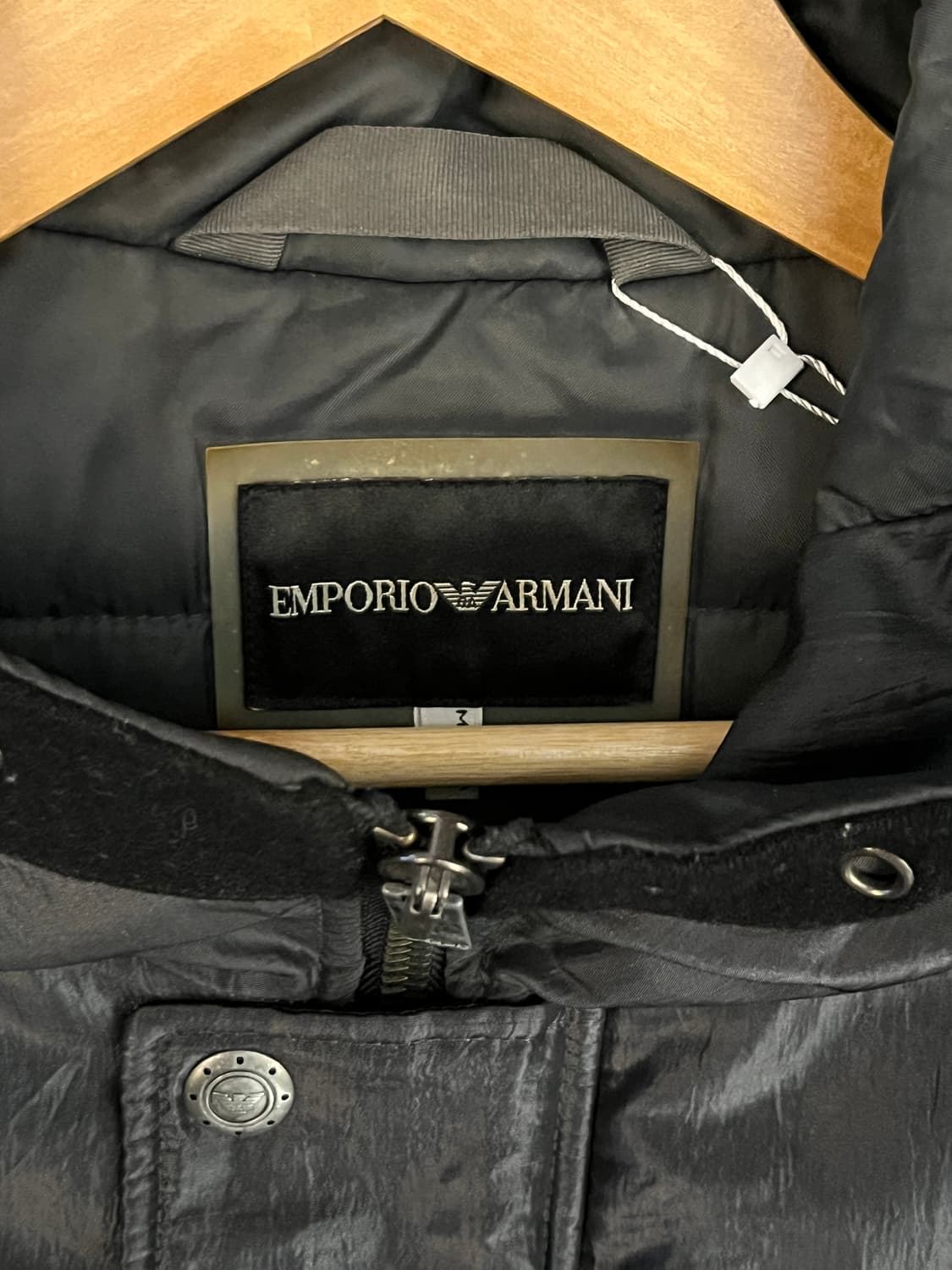 엠포리오 아르마니 푸퍼자켓 상품이미지2