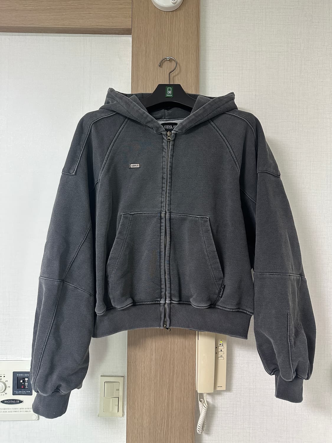 아조바이아조 빈티지 피그먼트 후드집업(차콜) 상품이미지4