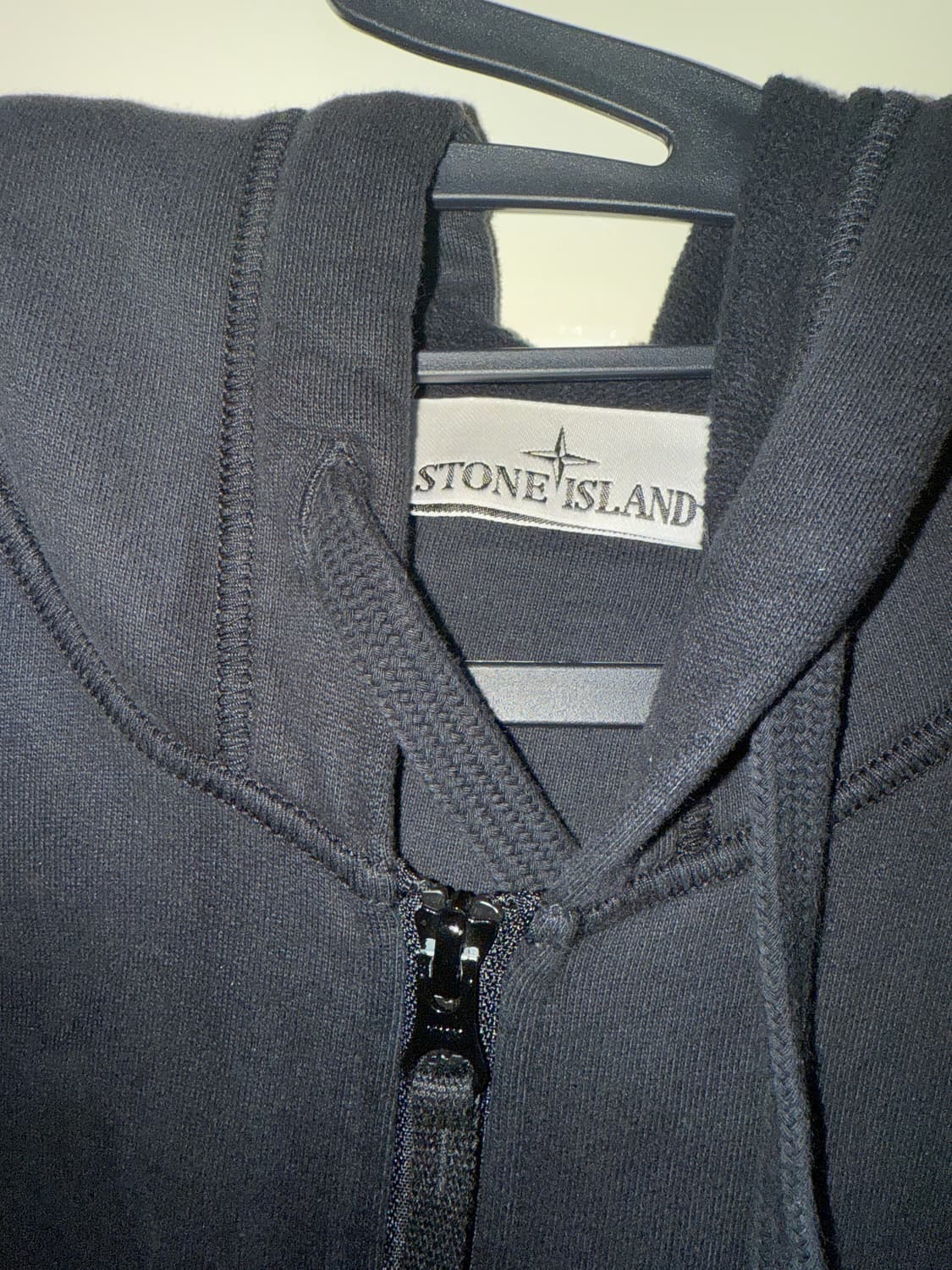 24년식 스톤아일랜드 후드집업 3XL 상품이미지3