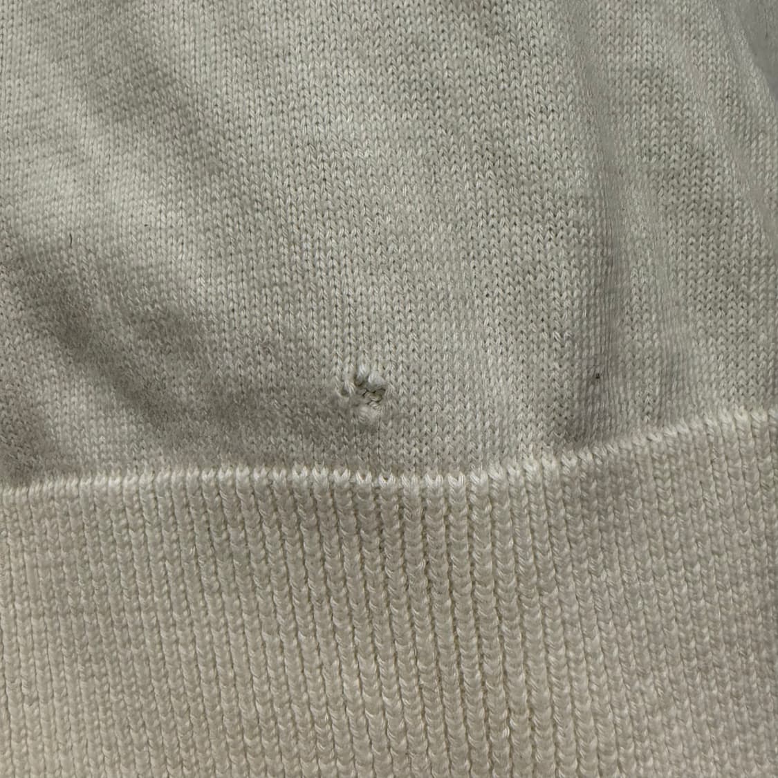 [정품] 몽클레어 상어 자수 니트 아이보리 b18 상품이미지7