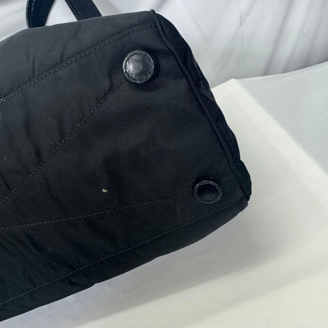 프라다 가죽 나일론 유니섹스 토트백 상품이미지3