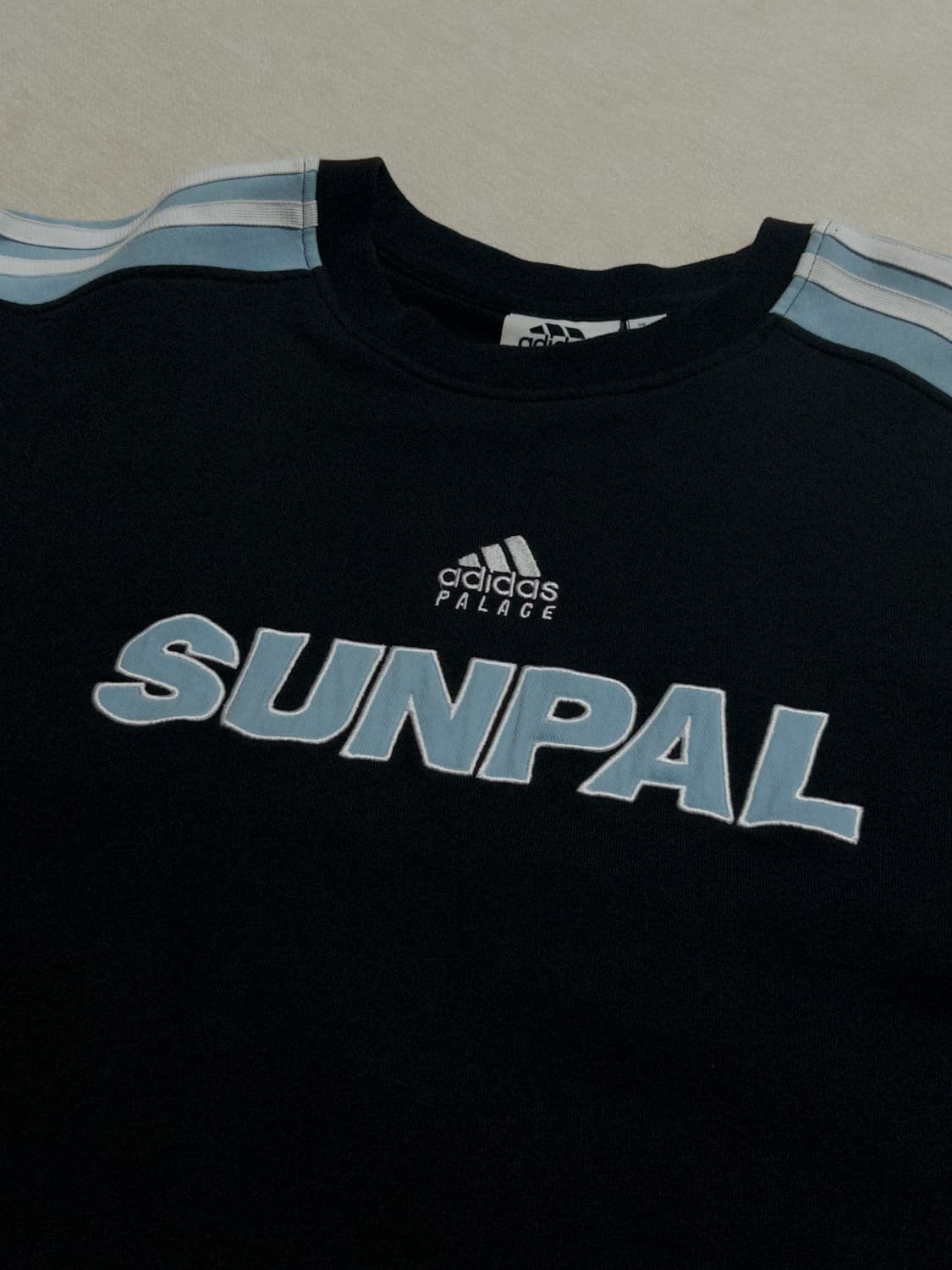 아디다스 팔라스 sunpal 맨투맨 상품이미지2