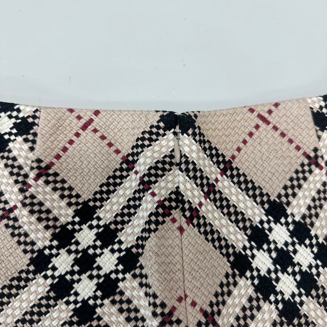 버버리 사선 체크 트위드 스커트 상품이미지6