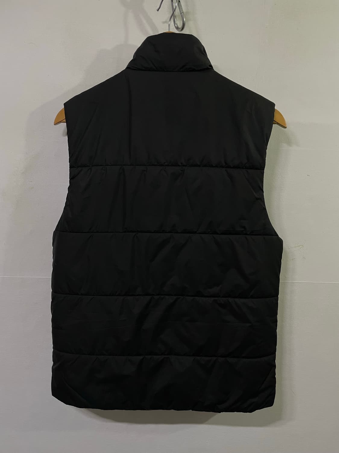 아디다스 파이어버드 조끼 패딩 자켓 블랙 L 사이즈 상품이미지3