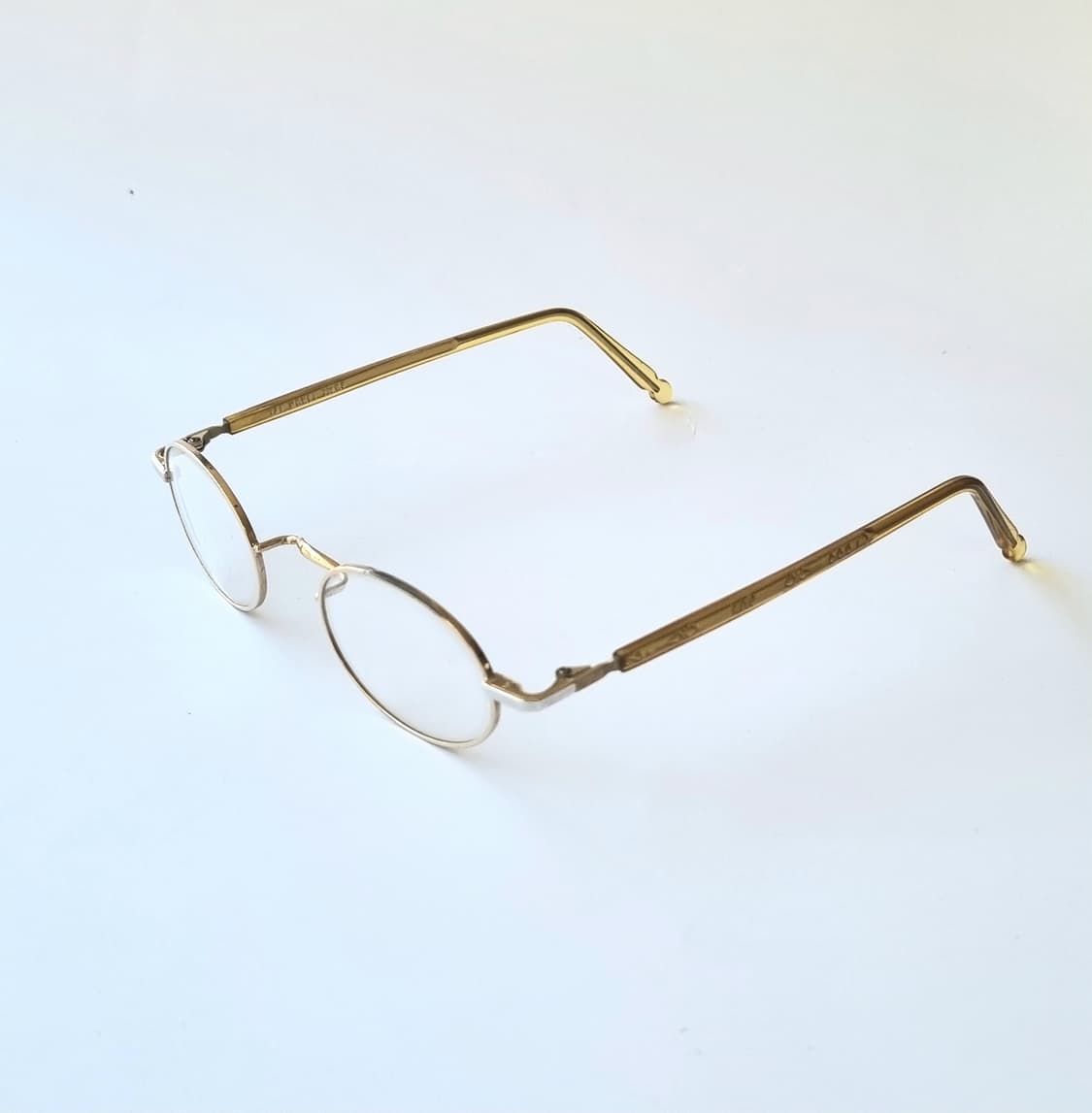 데드스탁 클래식 오벌 골드 메탈 콧등 안경테 상품이미지3