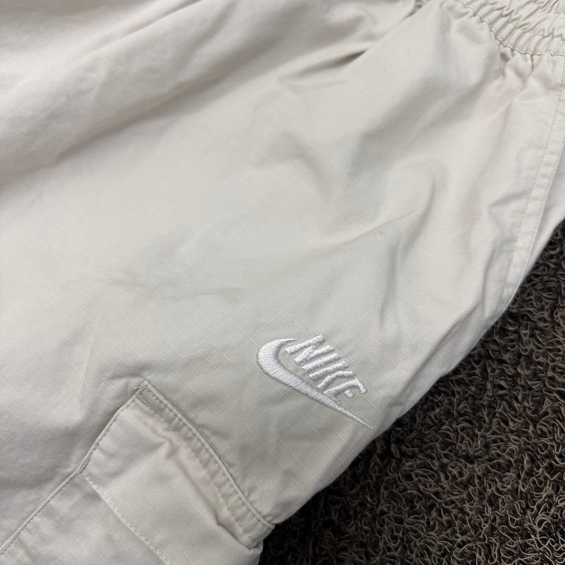 NIKE 나이키 카고 반바지 아이보리 2XL 상품이미지3
