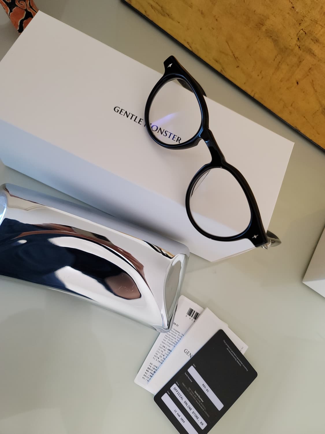 젠틀몬스터 론01(RON 01)판매(새것수준) 상품이미지3