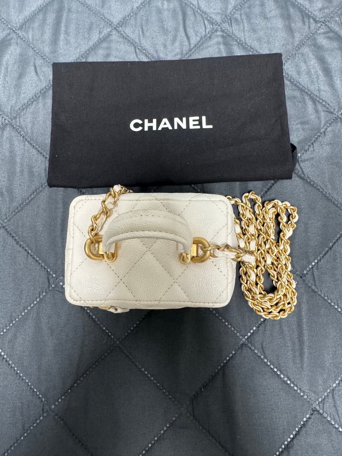 샤넬 미니 베니티 상품이미지2