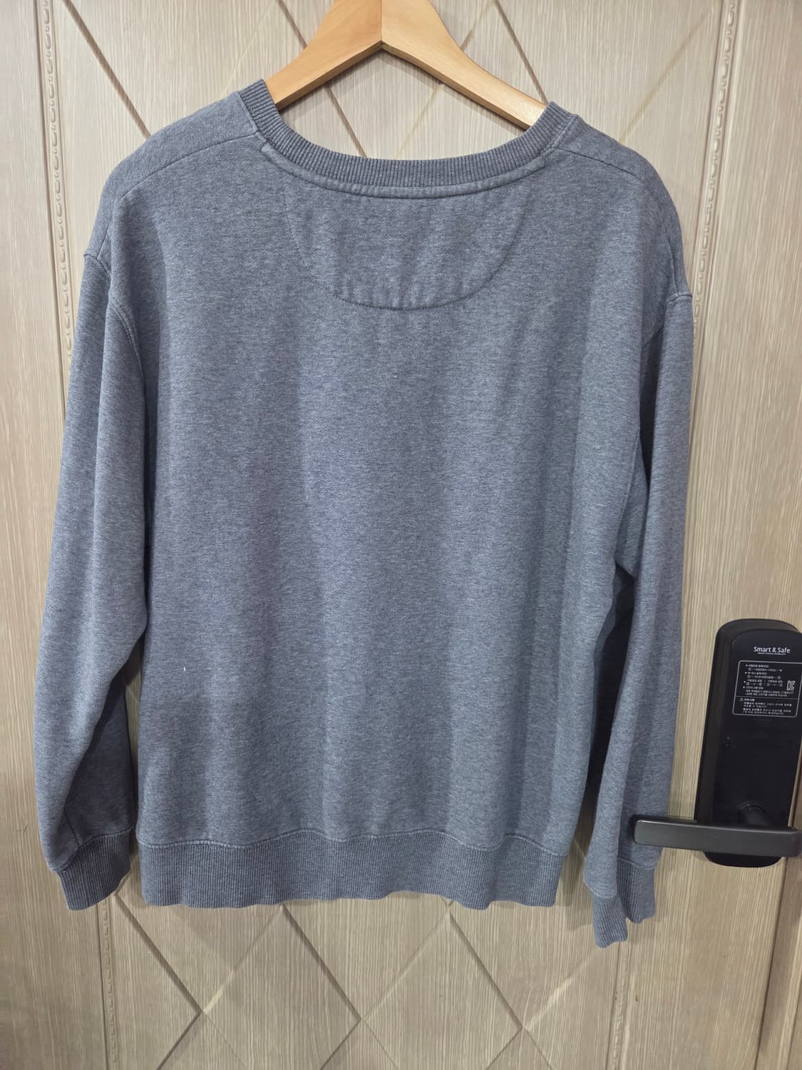 남성 회색맨투맨 상품이미지2