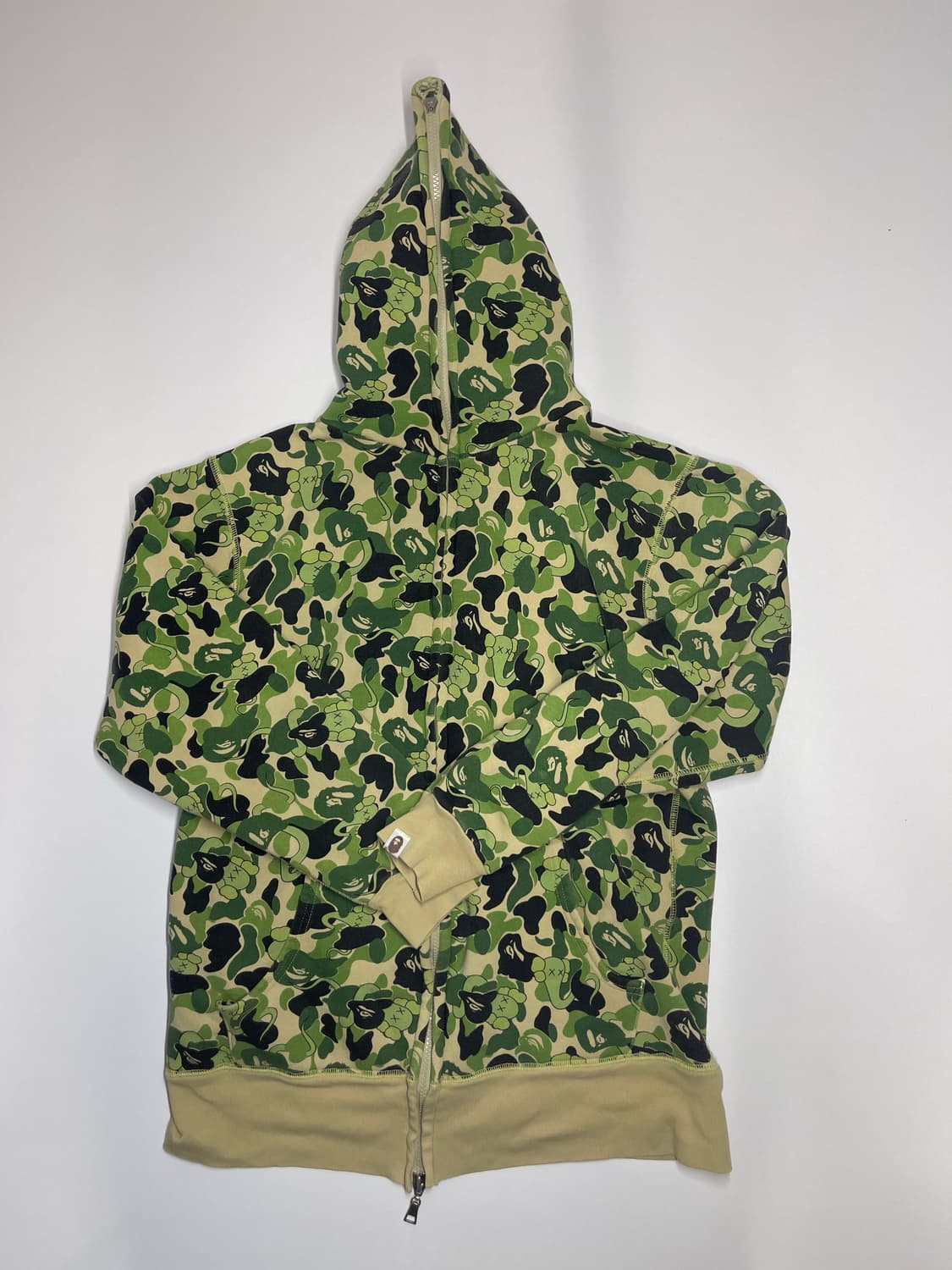 베이프 x 카우스 카모 투웨이 풀집업 후드 M~L 상품이미지2