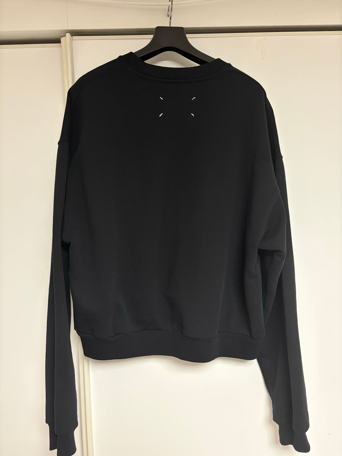 (W) 메종 마르지엘라 스캐터 로고 스웨트셔츠 블랙 / 맨투맨 L 판매 상품이미지3