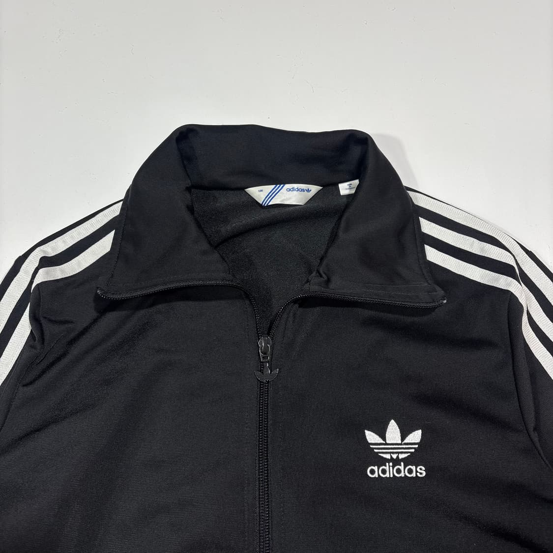 아디다스 블랙 삼선 트랙탑 자켓 상품이미지2