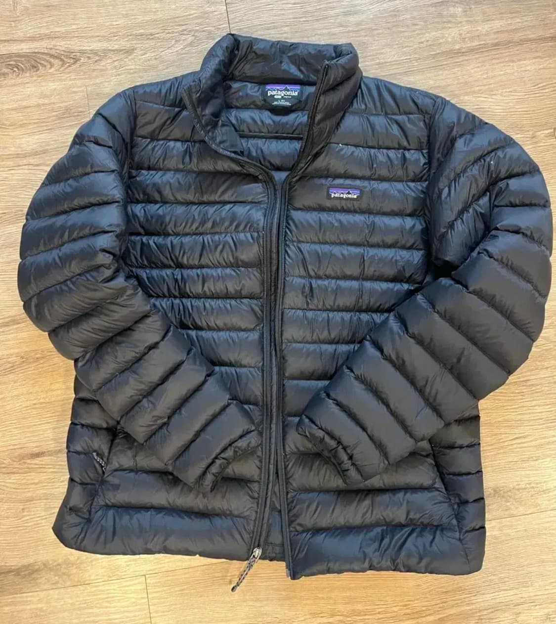 24fw 파타고니아 다운스웨터 블랙 L 상품이미지1
