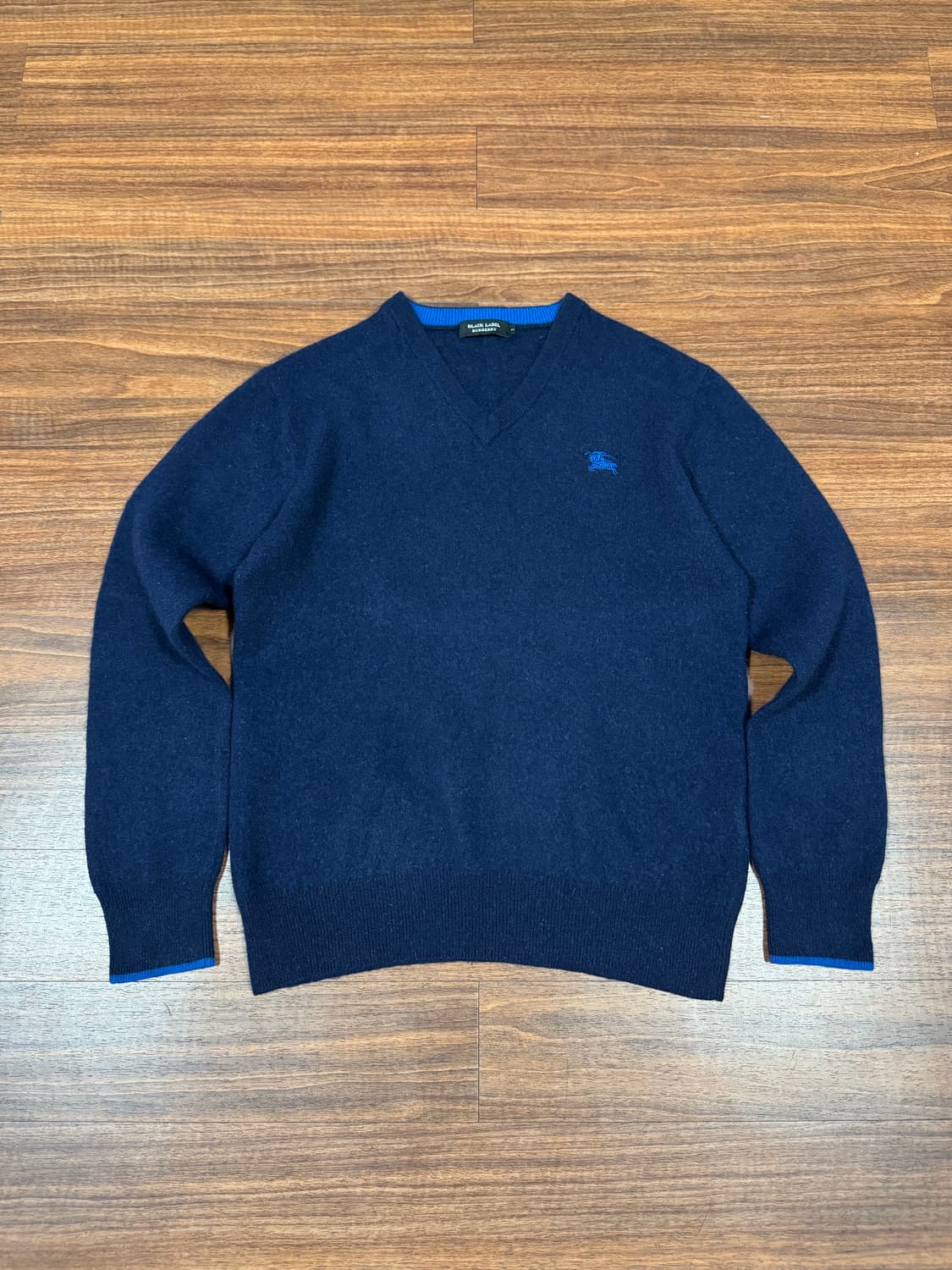 버버리 여성 캐시미어 니트 네이비 상품이미지1