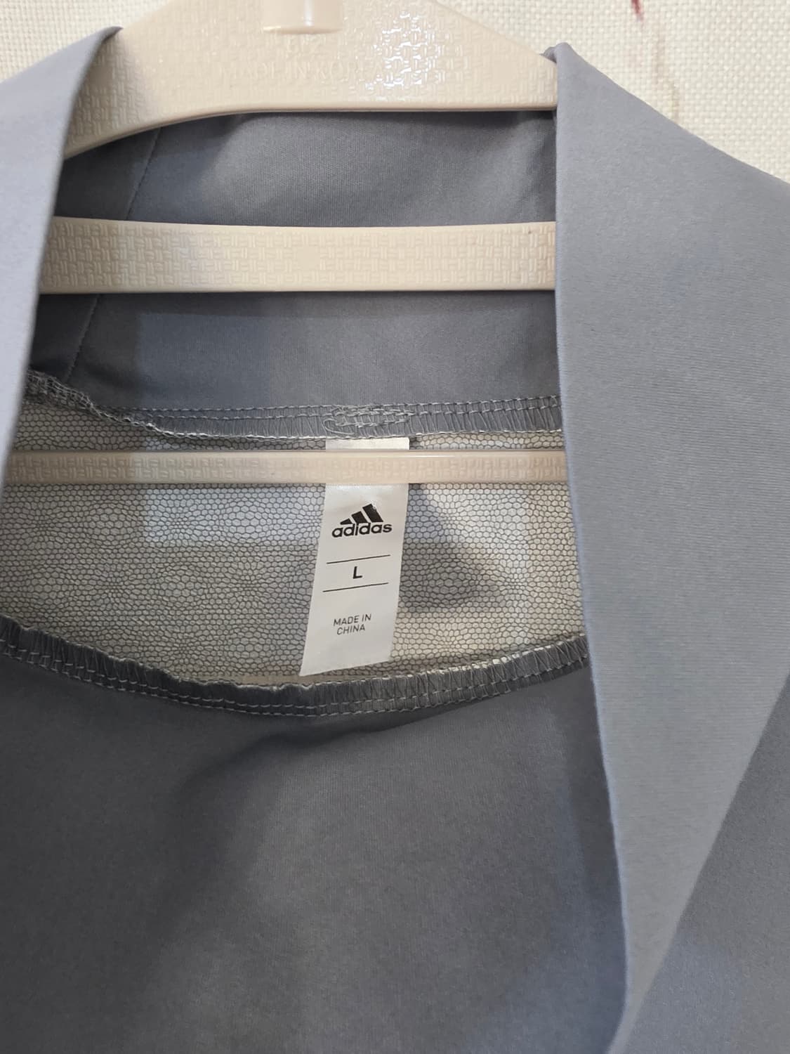 L)아디다스 티로 레인탑 긴팔 그레이 바람막이 상품이미지3