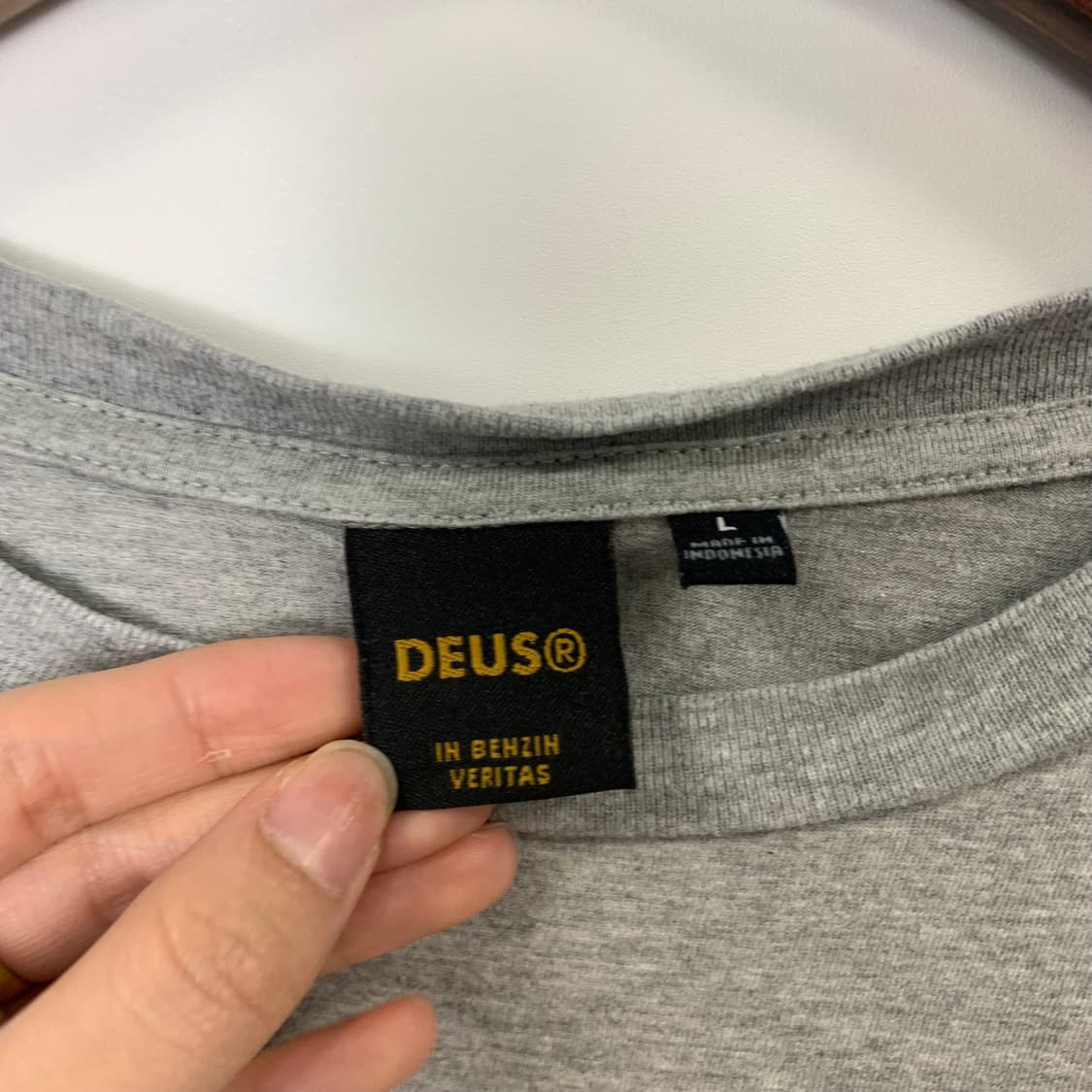 데우스 엑스 마키나 존스 그레이 롱슬리브 긴팔티 상품이미지9