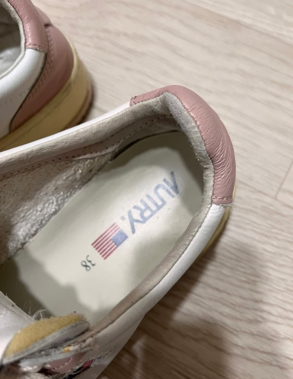 Autry 오트리 메달리스트 핑크 스니커즈 38 상품이미지5