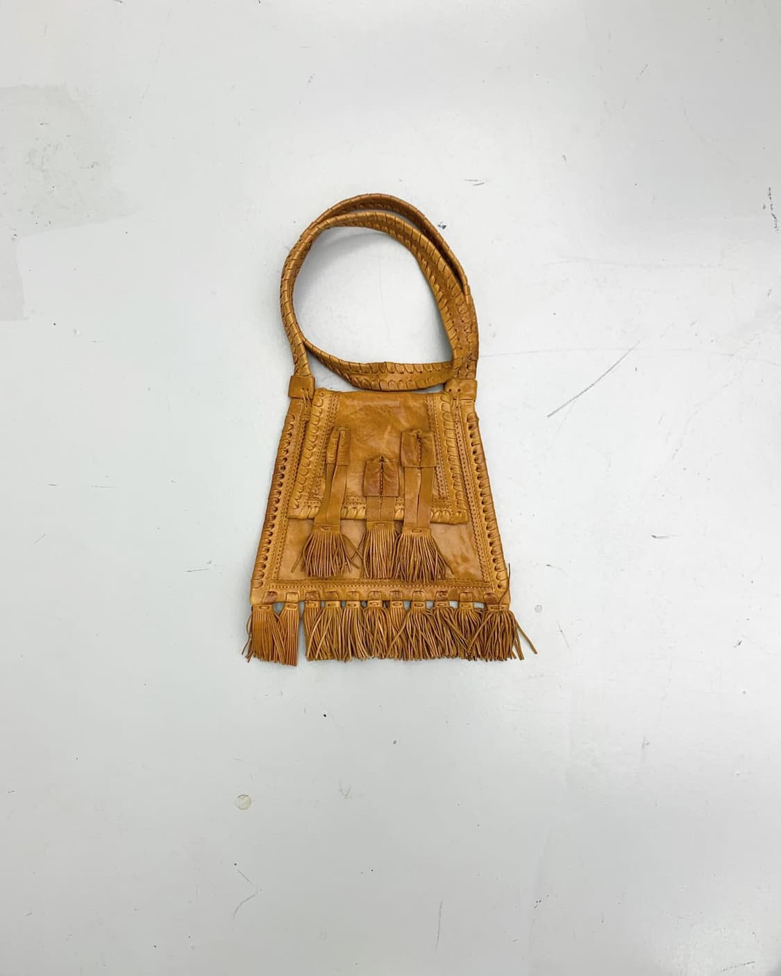 자라 레더 프린지 파우치 크로스 백 상품이미지1