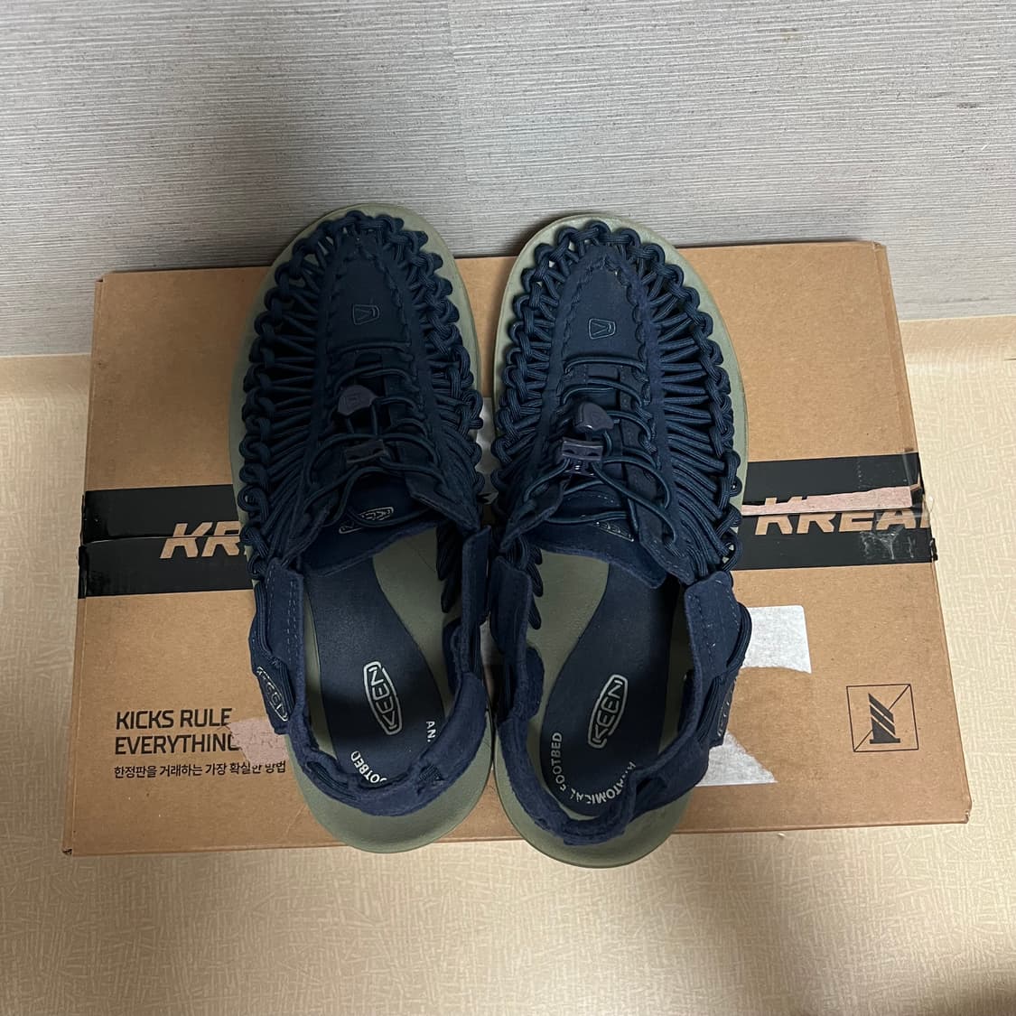 keen 킨 유니크 샌들 상품이미지3
