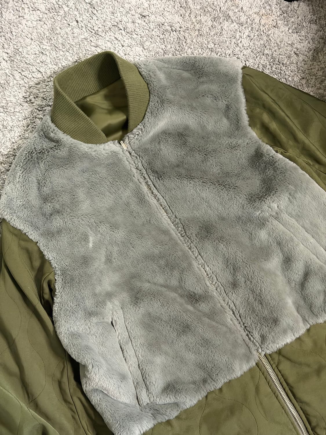 HARE 퍼 베스트 리버시블 MA-1 상품이미지4