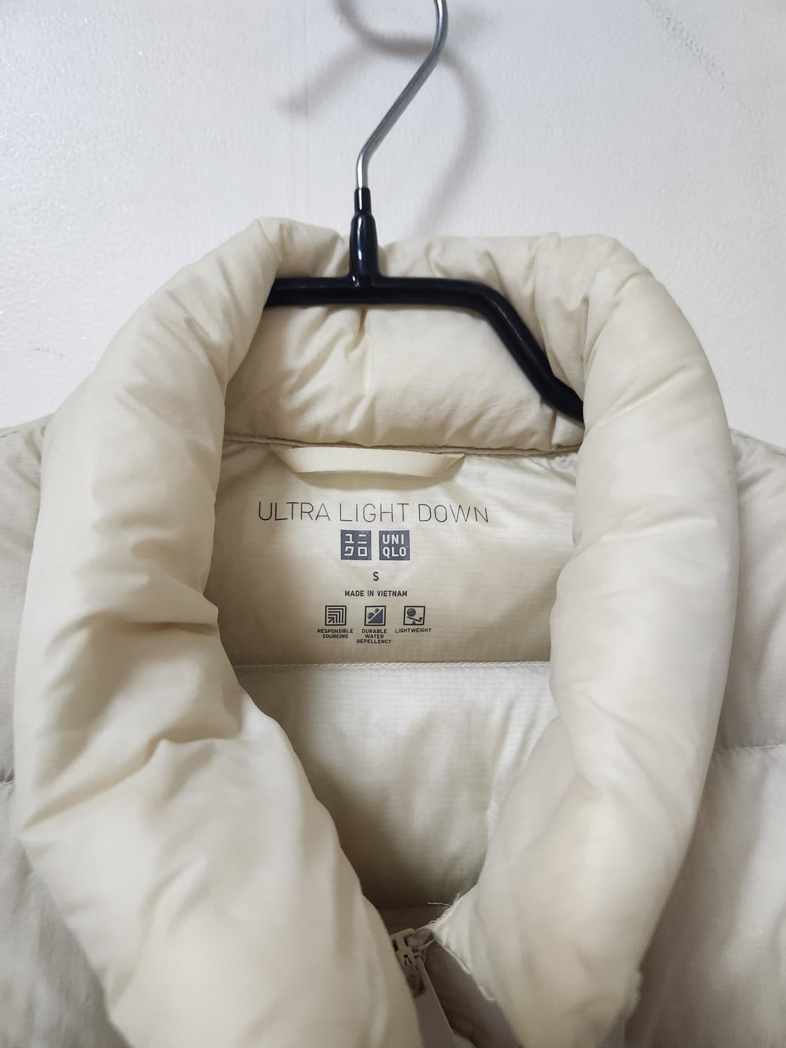 유니클로 울트라라이트 경량패딩 S 상품이미지3