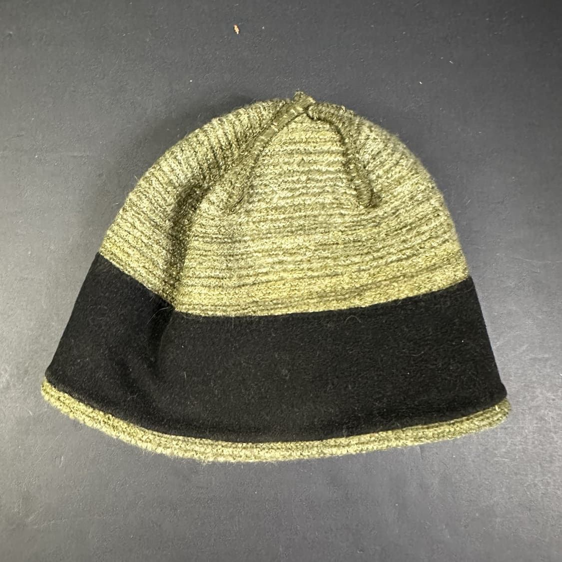 아크테릭스 로고 메탈 패치 비니 올리브 상품이미지4