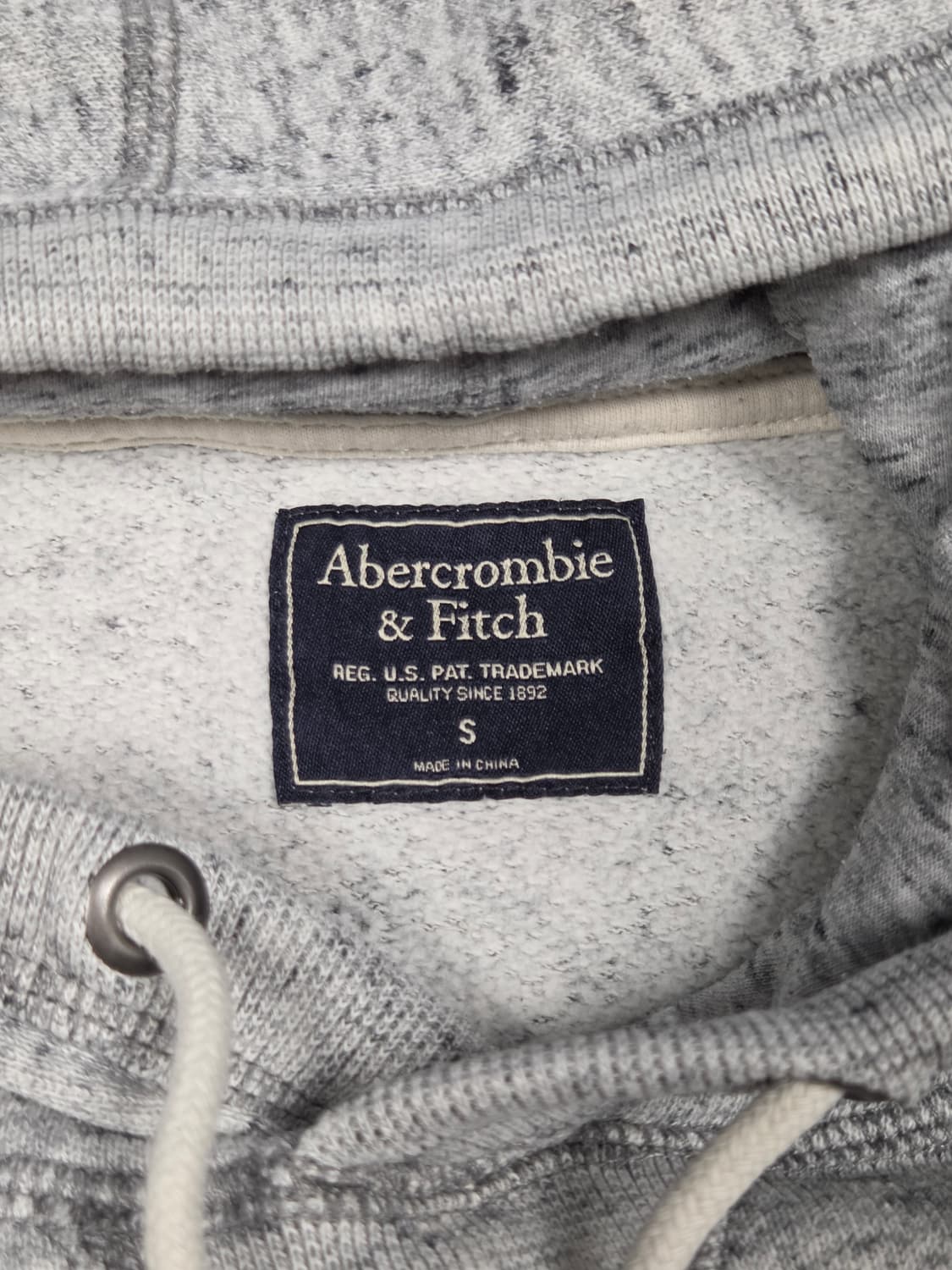 [아베크롬비] 1892 로고 자수 후드티 | A00172 상품이미지3