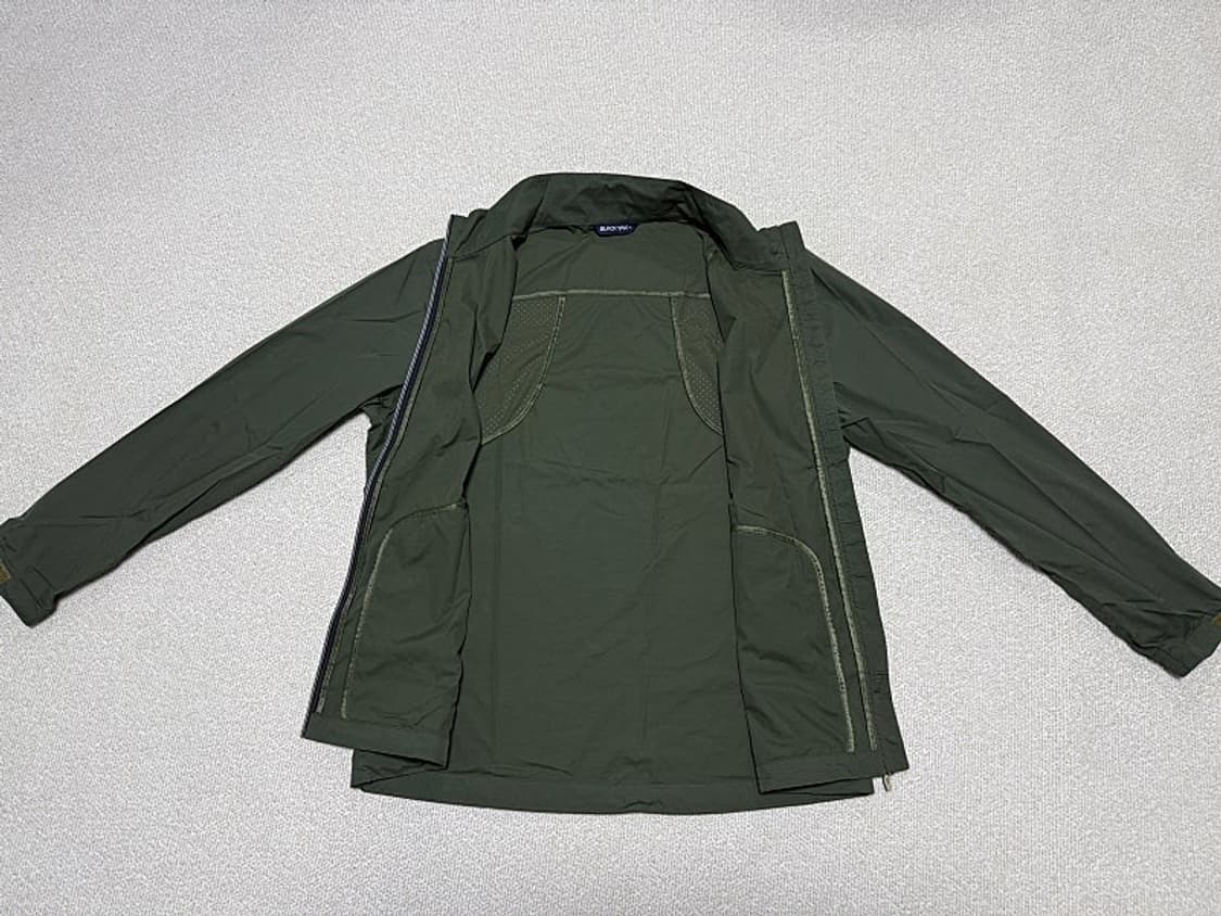 블랙야크 경량 자켓 남성용 105사이즈 상품이미지2