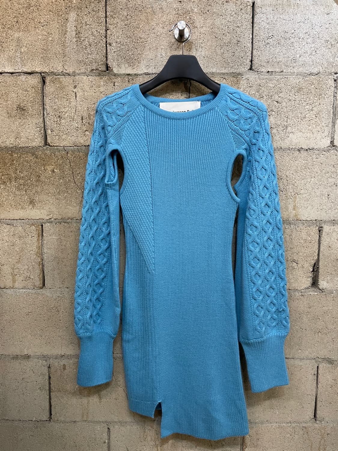 앤더슨 벨 배티 컷 아웃 니트 원피스  상품이미지1