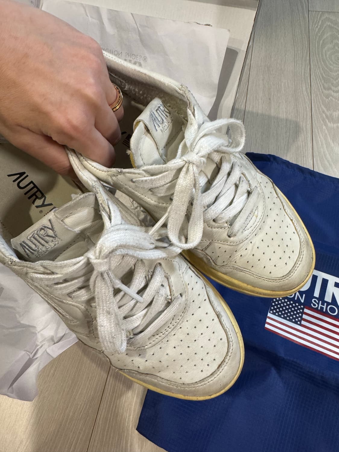 오트리 메달리스트 스니커즈 화이트 36 상품이미지3