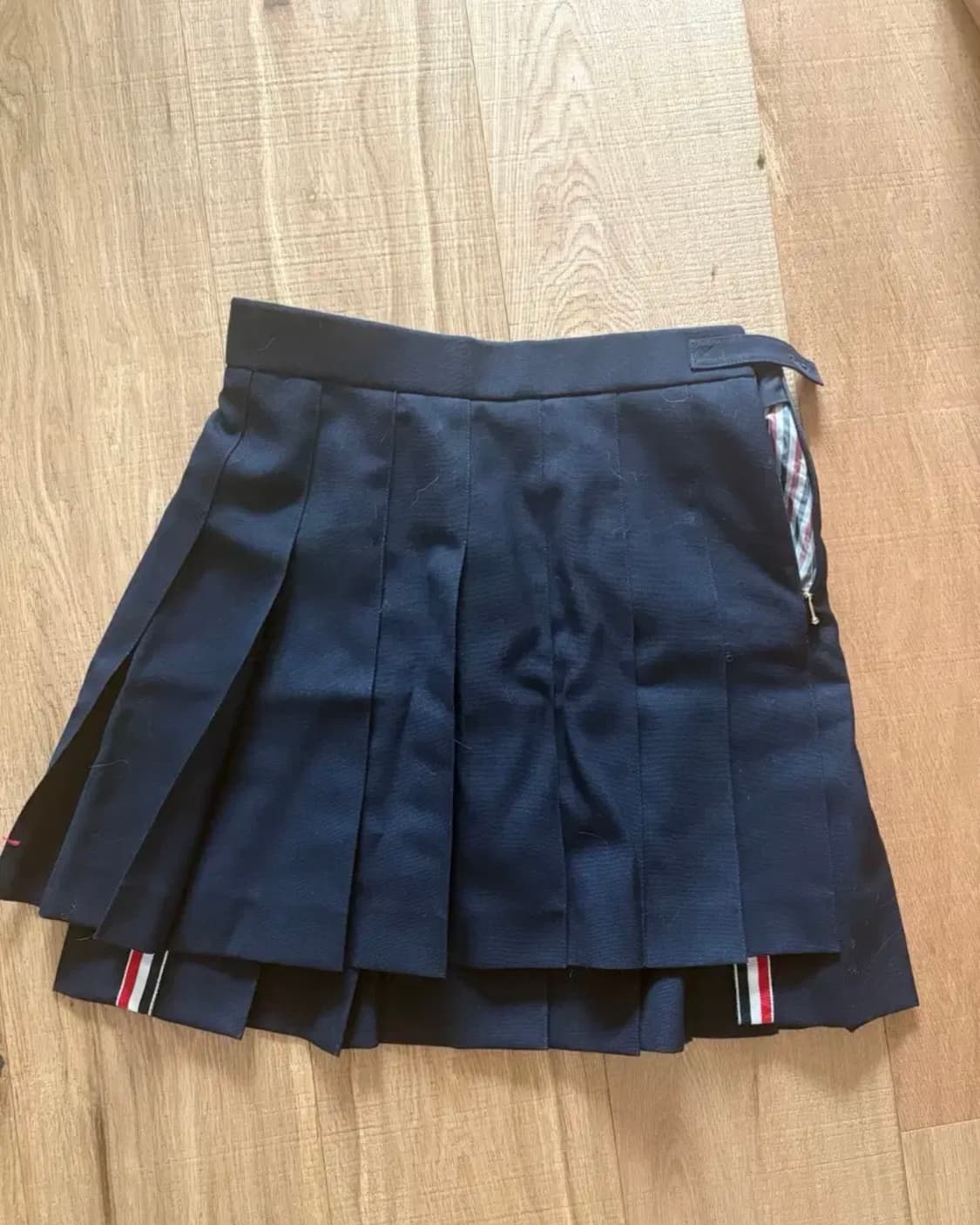 톰브라운 스커트 셋업 상품이미지4